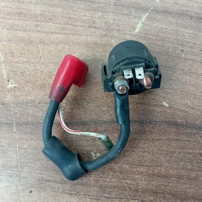 Relé solenoide de arranque Kawasaki ZR1100 Zephyr Foto 1 de 4