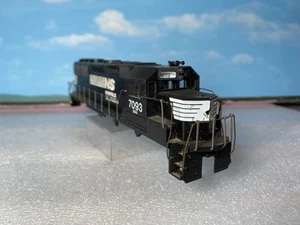 HO Athearn BB EMD GP50 Norfolk Southern Body Shell Only w/Handrails/Glass. NS - Picture 1 of 8