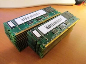 Lot of 27 ELPIDA HB54A5129F1-10B PC 1600R-20200-B3 512MB - Photo 1/1