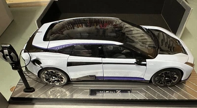 Supermodell HI PHI Z 1:18 Limitierte Auflage - Bild 1 von 4