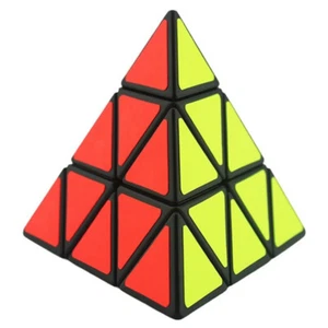 Nuovo 3x3 Pyraminx Pyramid Stickerless Speed Cube Twist Brain Puzzle Giocattoli Nero - Foto 1 di 10