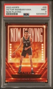 2023 Pallacanestro Panini Hoops #26 Victor Wembanyama ora gioca a PSA 9 rookie - Foto 1 di 2