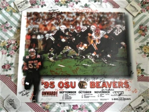 orig. 1995 Oregon State Beavers **SIGNED FOOTBALL POSTER** Numerous Autographs! - Picture 1 of 5