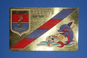 SCUDETTO CALCIATORI PANINI 1976/77 TARANTO N.503 SERIE B AUTOADESIVO REC/REMOVED - Picture 1 of 2