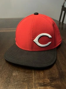 Under Armour UA Flat Bill Cincinnati Reds Snapback 1317004 600 YOUTH Size - Picture 1 of 5