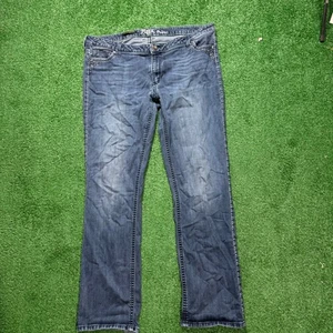 Rock 47 Wrangler Women's Embellished Denim Jeans Ultra Low Rise Size 35x34 - Picture 1 of 8