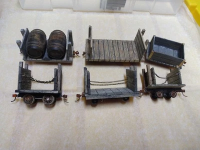 6 Custom Built On30 Flat Cars - Image 1 of 4