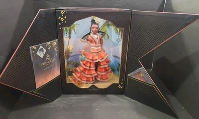 MOANA Limited Edition Doll Disney Designer Collection 1 Of 9800 Princess New  - Image 1 of 4