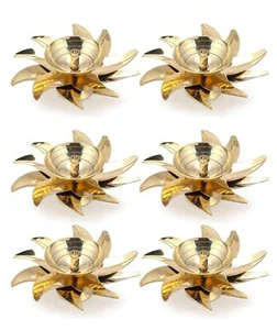 Set of 6 Brass Oil Lamp Flower Diya Deepak Jyoti For Puja Home Office Temple - Picture 1 of 3