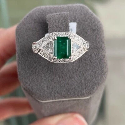 Kirk Kara Emerald Three Stone Engagement Ring - Image 1 of 4