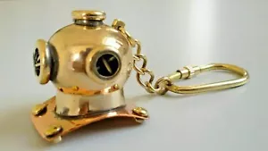 Llavero vintage casco de buceo casco de latón - Imagen 1 de 3