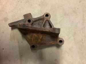 1987-1995 Jeep Wrangler YJ  OEM Power Steering Gear Box Mounting Bracket - Picture 1 of 1