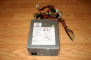 FUENTE DE ALIMENTACIÓN CONMUTADA SUPERMICRO PWS-665-PQ 665W (Probada) - Imagen 1 de 4