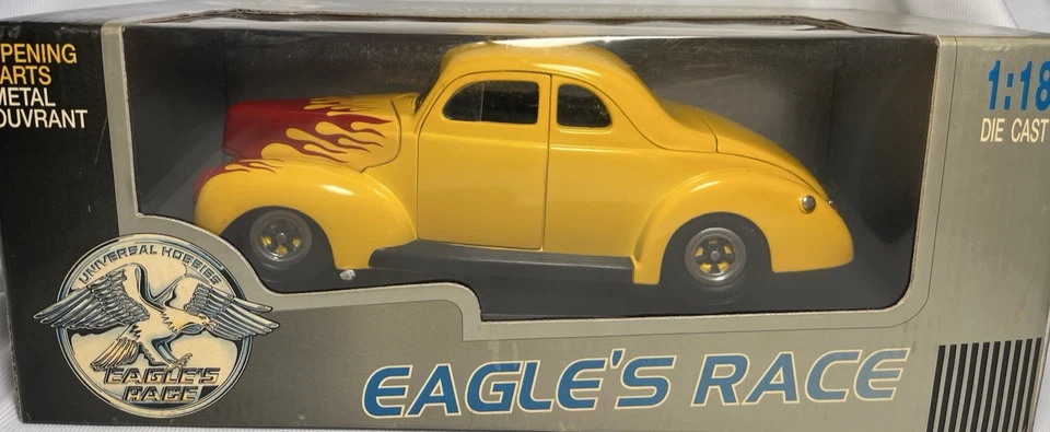 Universal Hobbies Eagle's Race 1:18 Ford Deluxe Hot Rod 1940 - Immagine 1 di 1
