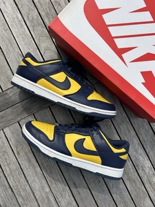Nike Dunk Low Michigan Varsity Maze Schwarz Gelb EU44 US10 - Bild 1 von 8
