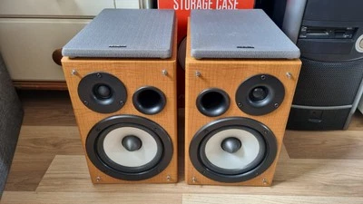 Hitachi 2-Way Bookshelf Speakers 50W 8 Ohms 2.0 Channel  - Image 1 of 4