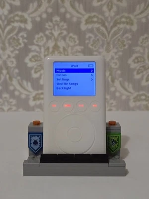 RARE Apple iPod Classic 3rd Generation 15GB - Volkswagen Driver's Wanted edition - Image 1 of 4