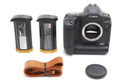 Canon EOS-1D Mark II [MINT]  8.2MP Digital SLR Camera Body From JAPAN - Image 1 of 4