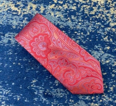 Corbata David Donahue Rosa Púrpura Paisley Hecha a Mano Seda Italiana EE. UU. Foto 1 de 4