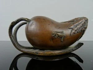 Late 19th c Bronze Eggplant Water Dropper with Grasshopper & Praying Mantis - Picture 1 of 12