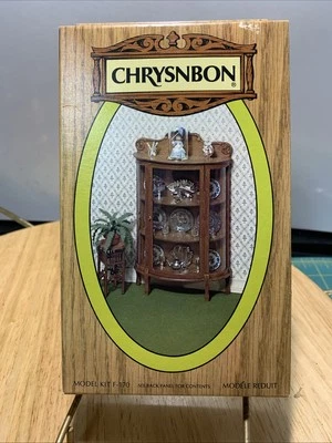 Gabinete de China de Crisbón de Colección Casa de Muñecas Elegante Exhibición de Curiosidades Redondeado Curvo Hutch Foto 1 de 3