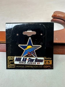 NHL ALL STARS SPIEL SOUTH FLORIDA HOCKEY 2003 PIN MIT PETER DAVID KARTE - Bild 1 von 4