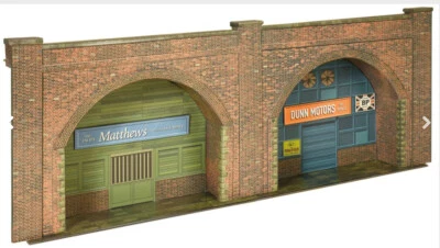 1/76 Embankment Arches (Red  Brick ) - Image 1 of 3