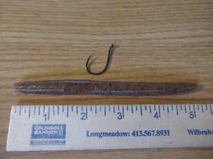 12 Yamamoto Senko Style 5" Worm Stick Bait Pumpkinseed Black Flake & 4 Sz 1/0 Hk - Picture 1 of 4