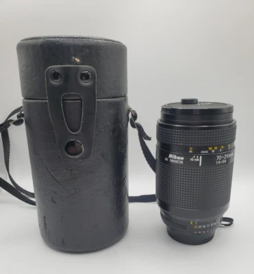 Vintage Nikon AF Nikkor 70-210mm 1:4-5.6 Zoom Lens (G4) - Image 1 of 4