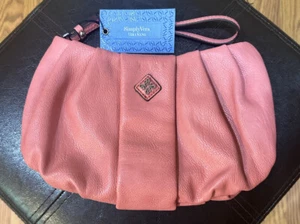 Simply Vera Vera Wang Women's Coral w/Pockets Zip Pleated Wristlet Clutch Bag - Picture 1 of 6