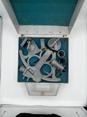 Sextante convergente de haz Davis Instrument Mark 25 con estuche original Foto 1 de 4