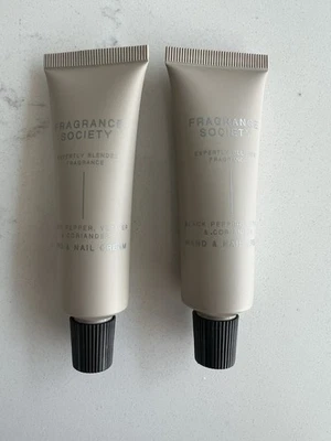M & S FRAGRANCE SOCIETY M&S FRAGRANCE SOCIETY Hand Nagelcreme Black Pepper Vetiver Koriander 2 x 30 ml