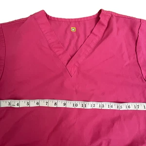 Scrub Top Women's Sz Small Short Sleeve Wonder Wink Bright Pink Solid - Picture 1 of 7