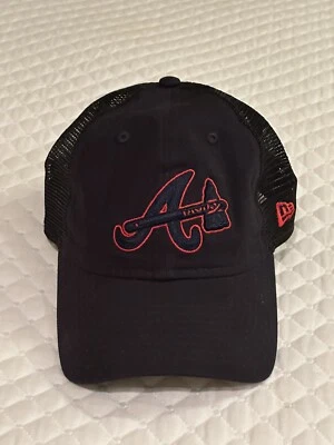 New Era Navy/Red Atlanta Braves 2023 On-Field Low Pro Batting Practice Hat - Image 1 of 4