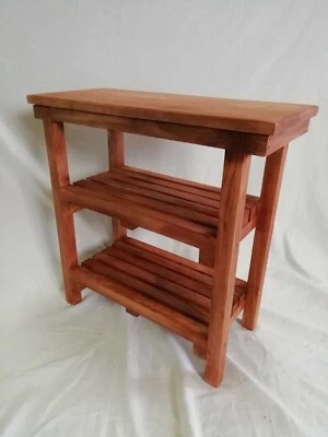 BANCO TABURETE con ESTANTES y base de madera, 55 cms. largo - Imagen 1 de 4