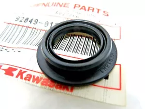 nos Kawasaki Vulcan z 650 Ninja 400 650 r SEAL-OIL 92049-0133 - Picture 1 of 3