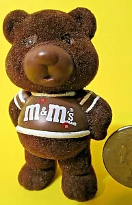 Hallmark Heartline Merry Miniatura 1987 Orso di cioccolato M&M's - Foto 1 di 6