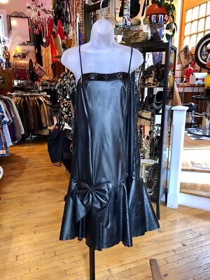 Vestido forrado vintage años 80’s de cuero negro y seda para mujer mediano Foto 1 de 4
