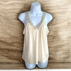 Tanktop Large creme mit Paillettenverzierung V-Ausschnitt Work To Weekend Shirt - Bild 1 von 9