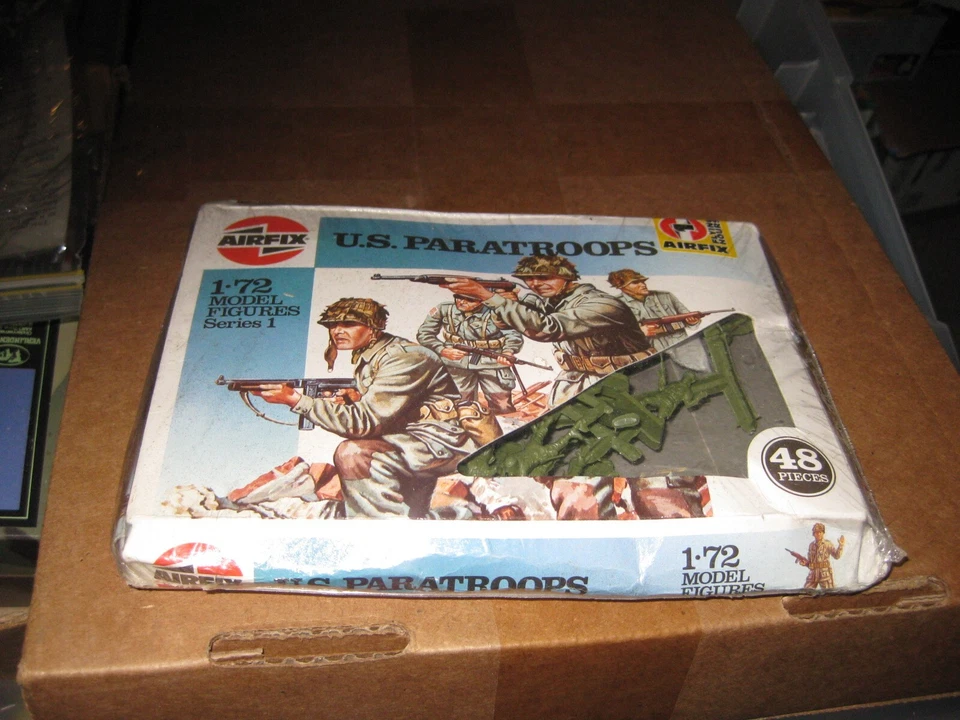 Paracaidistas estadounidenses sellados por Airfix en escala 1/72 de 1986 Foto 1 de 1