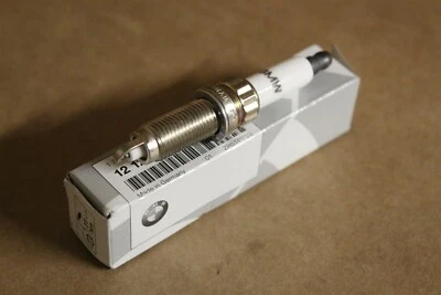 12120037580 Spark Plug (Individual) New genuine BMW part - Image 1 of 4