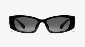 Gafas de sol para mujer MICHAEL KORS MK2243U 300587 Rhodes negras gris oscuro lisas 52 mm - Imagen 1 de 2