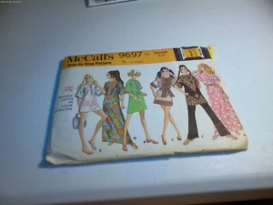 Abito McCall's modello cucito 9697 Misses 4 lunghezze mini maxi taglia media 12-14 - Foto 1 di 1