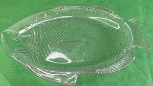 Vintage Oven Proof Fish Shaped Glass Serving Dish Platter Plate 11" Made in USA - Picture 1 of 10
