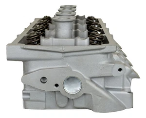 CYLINDER HEAD CHRYSLER 5.7 HEMI 2003 RIGHT - Picture 1 of 5