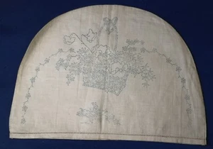VINTAGE STAMPED LINEN TEA COSY ready to embroider - Picture 1 of 4