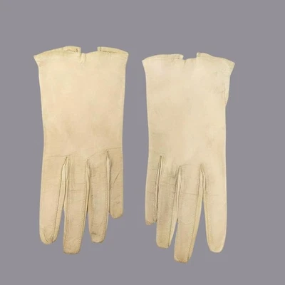 Luvas vintage 7,5 couro bege pulso de seda - Imagem 1 de 4