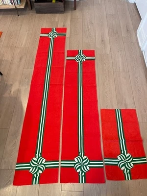 Fallani & Cohn Corredores de mesa y toalla de té de Navidad, diseño Bob Van Allen Foto 1 de 4