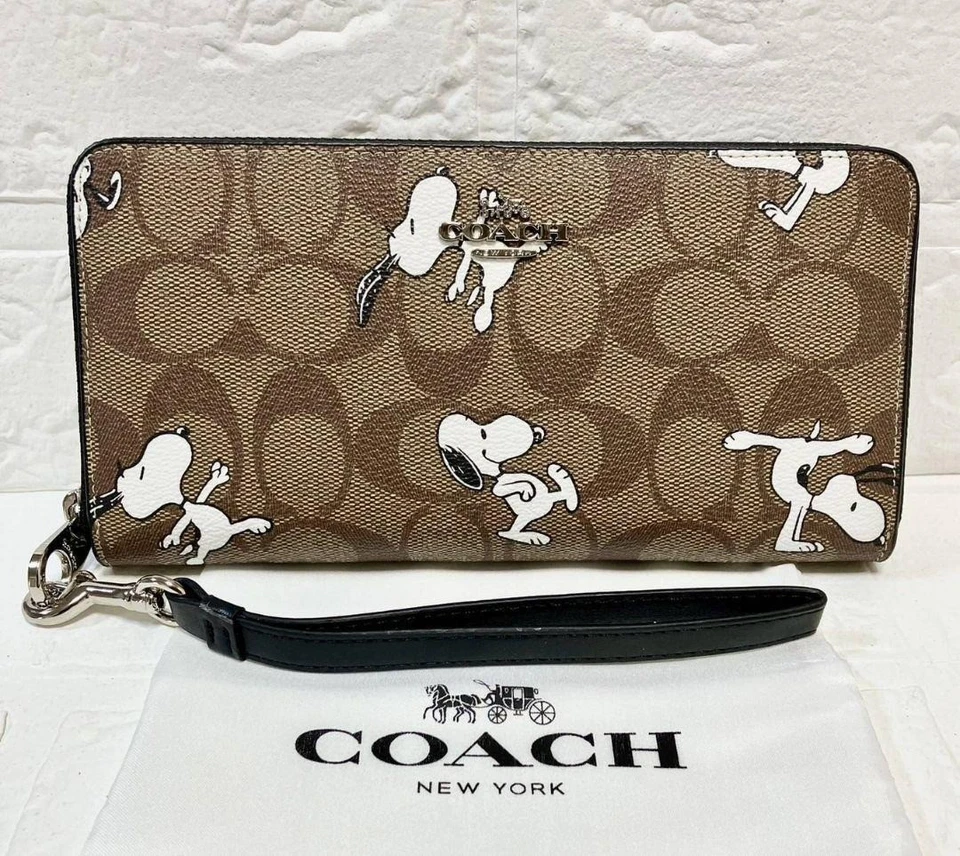 COACH x PEANUTS Long Zip around Wallet Snoopy Woodstock Khaki Signature CE705