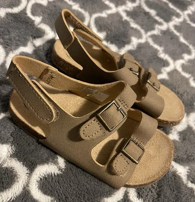 Sandalias Sun San Surfer Marrón Niño Pequeño Talla 6 Hebilla Correas Cuero Excelente Estado. Foto 1 de 3